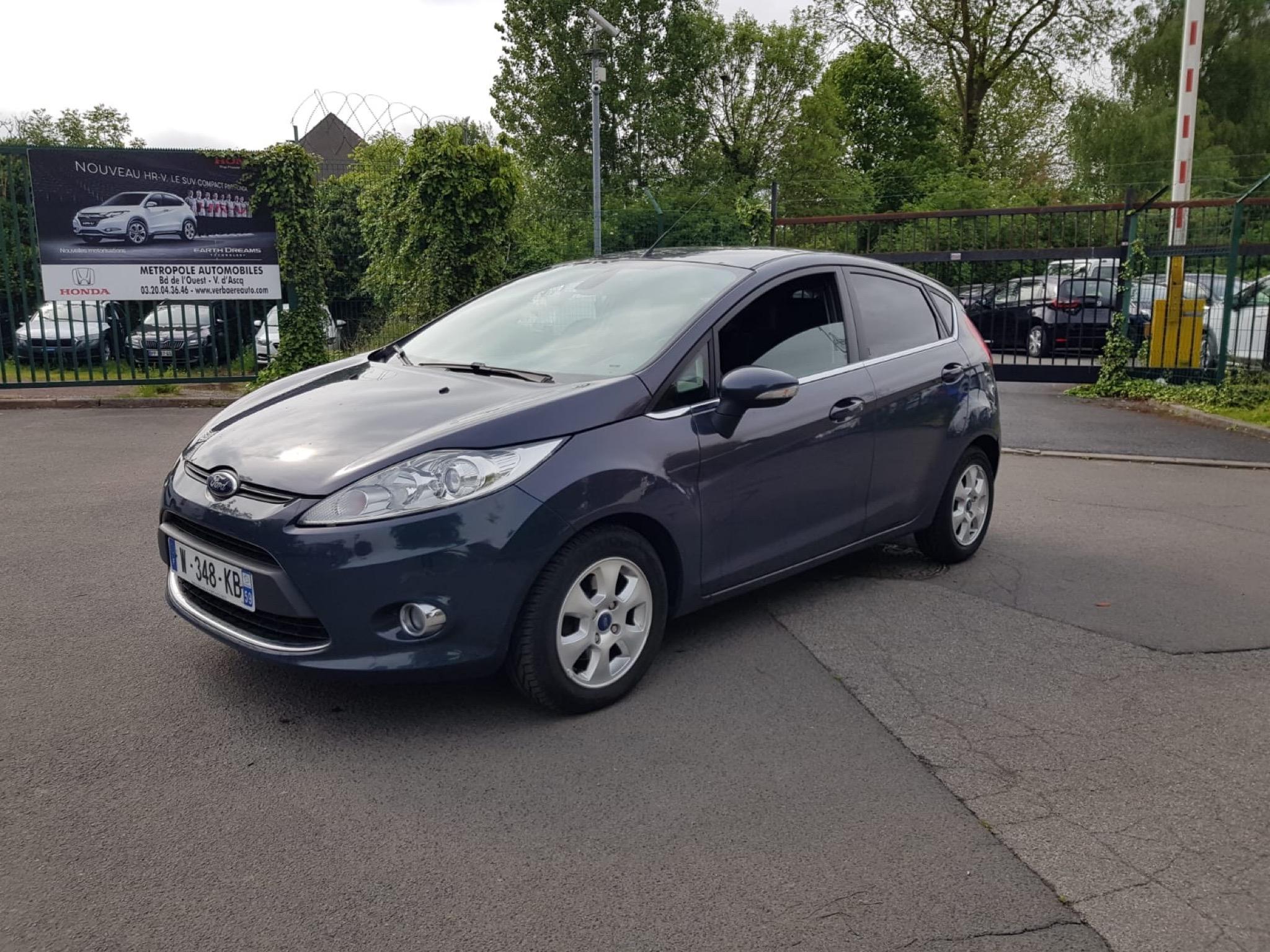 Ford FIESTA 2011 à Bouguenais