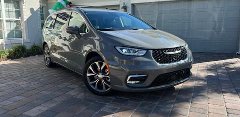 Chrysler Pacifica 2022