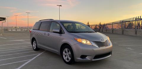 Toyota Sienna 2017