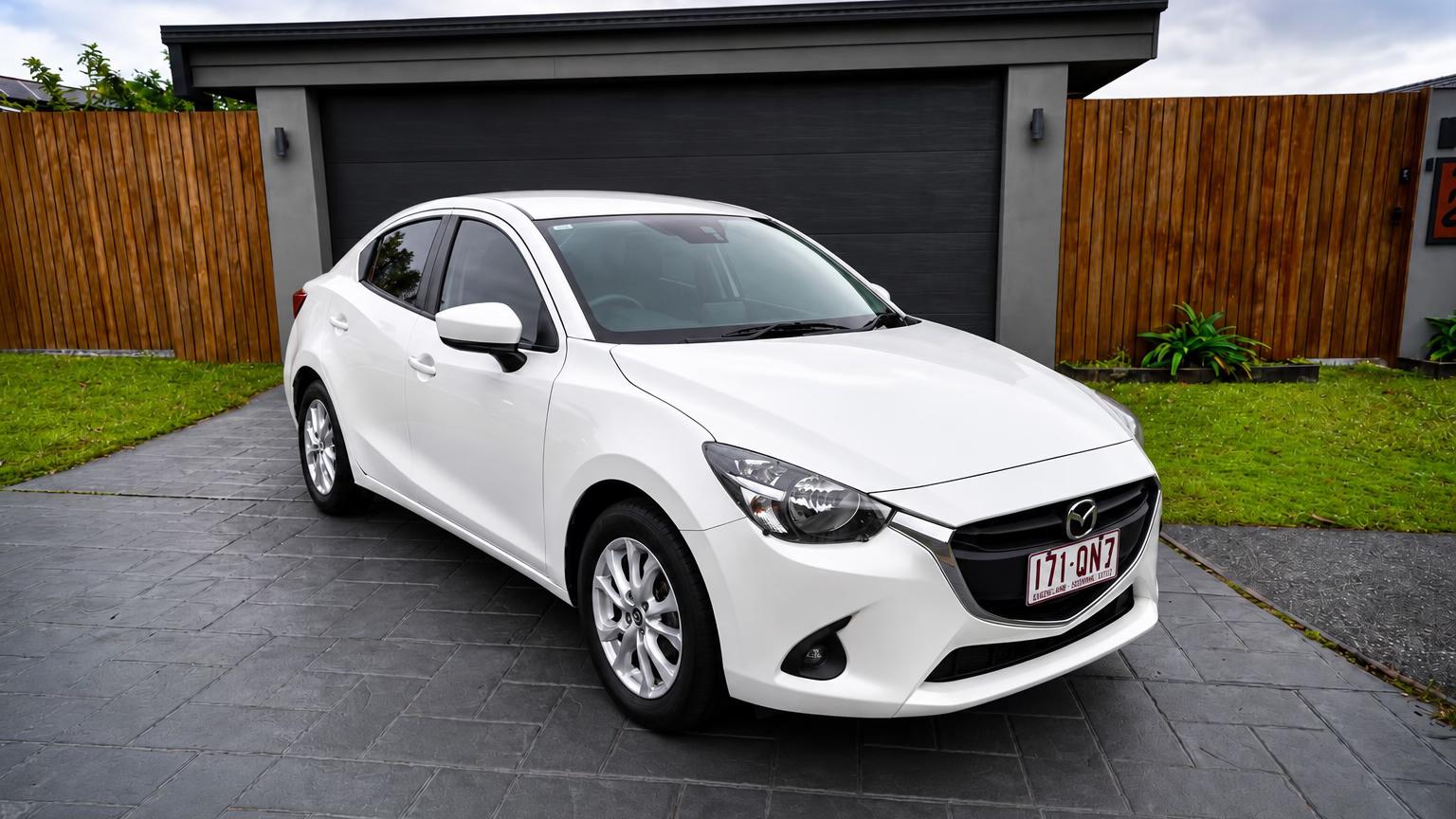 Mazda MAZDA2 2017 in Burleigh Heads