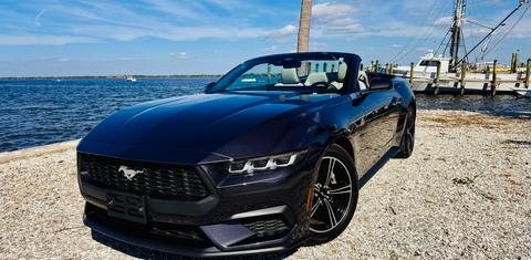 Ford Mustang 2024