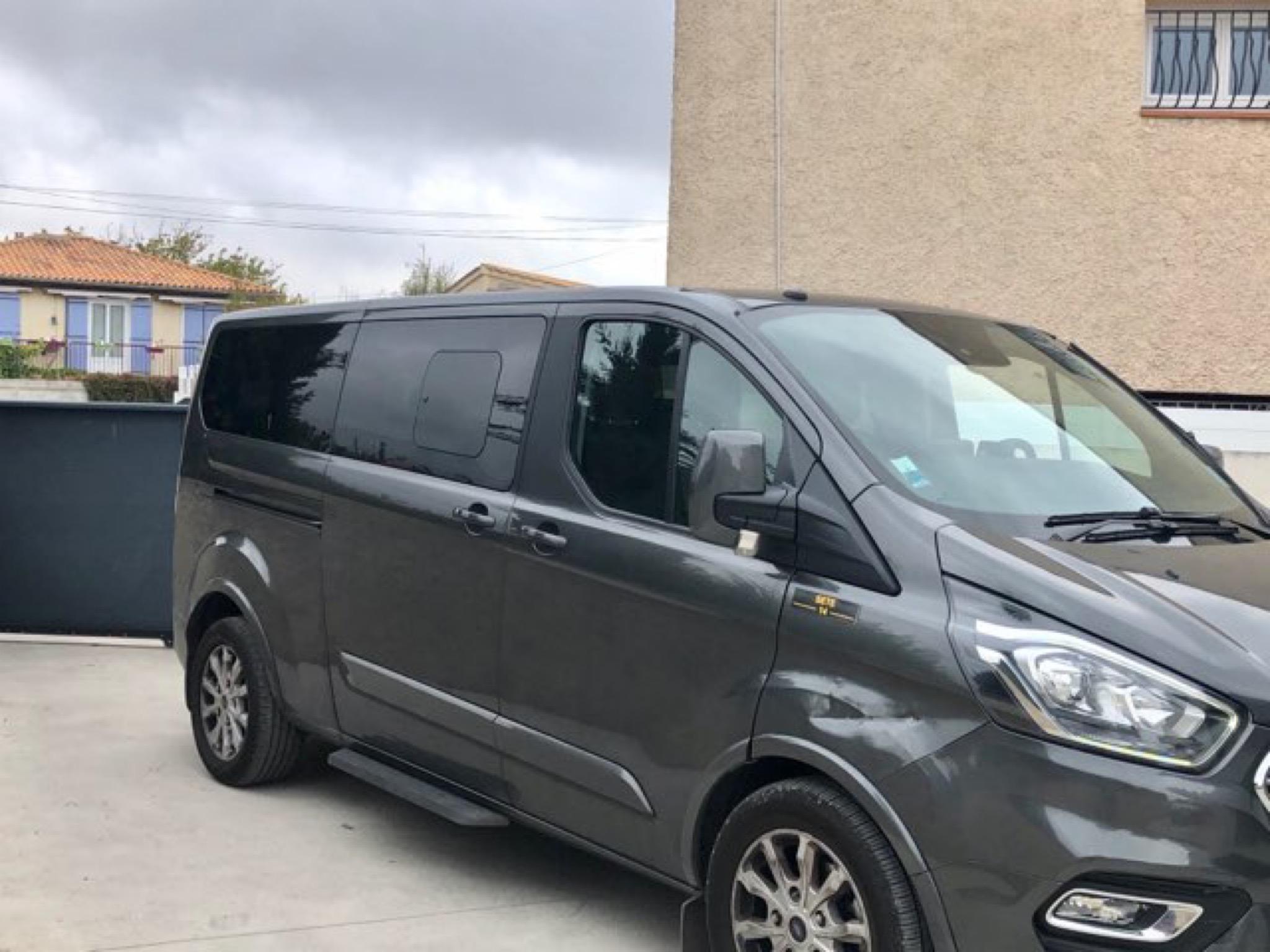 Ford TOURNEO 2018 à Carqueiranne
