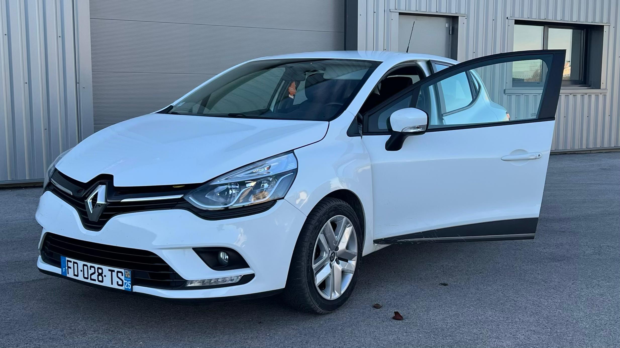 Renault CLIO IV 2019 in Dijon