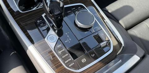 BMW X7 2021