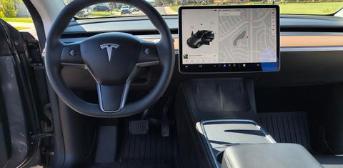 Tesla Model Y 2021