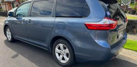 Toyota Sienna 2016