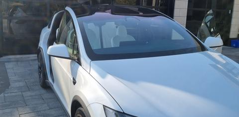 Tesla Model X 2023