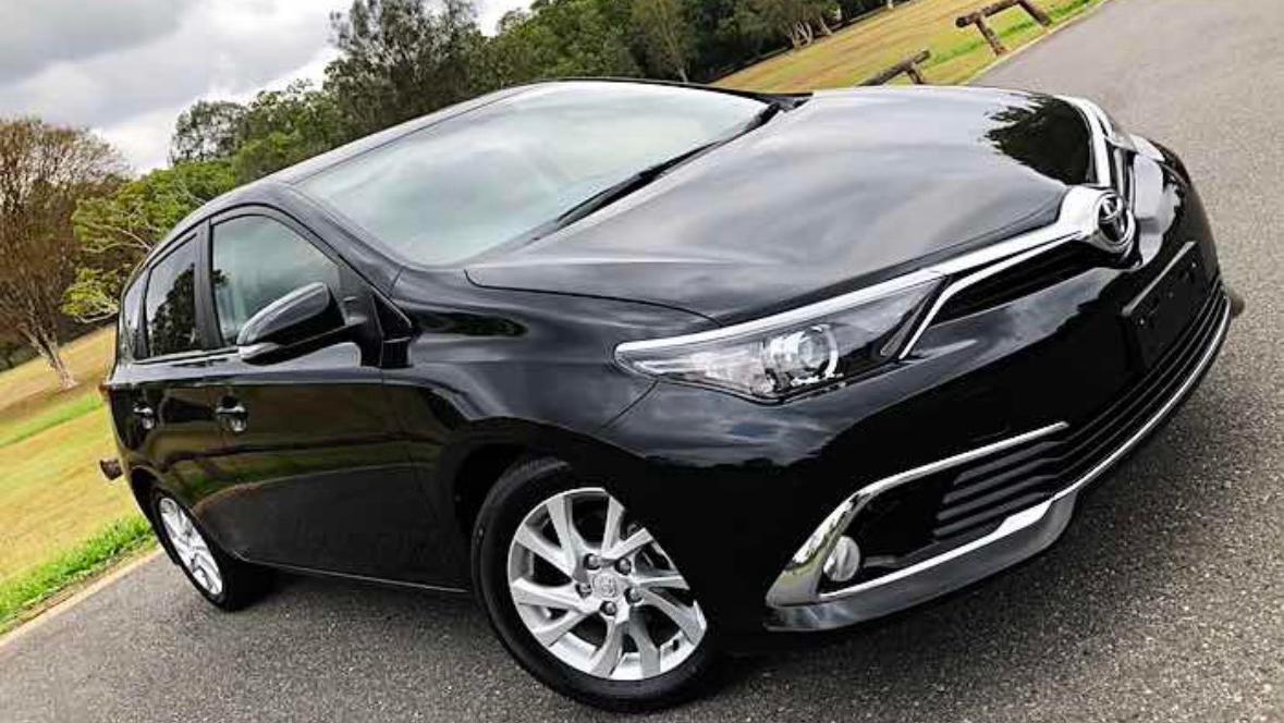Toyota COROLLA 2017 in Cairns North