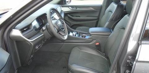 Jeep Grand Cherokee 2025