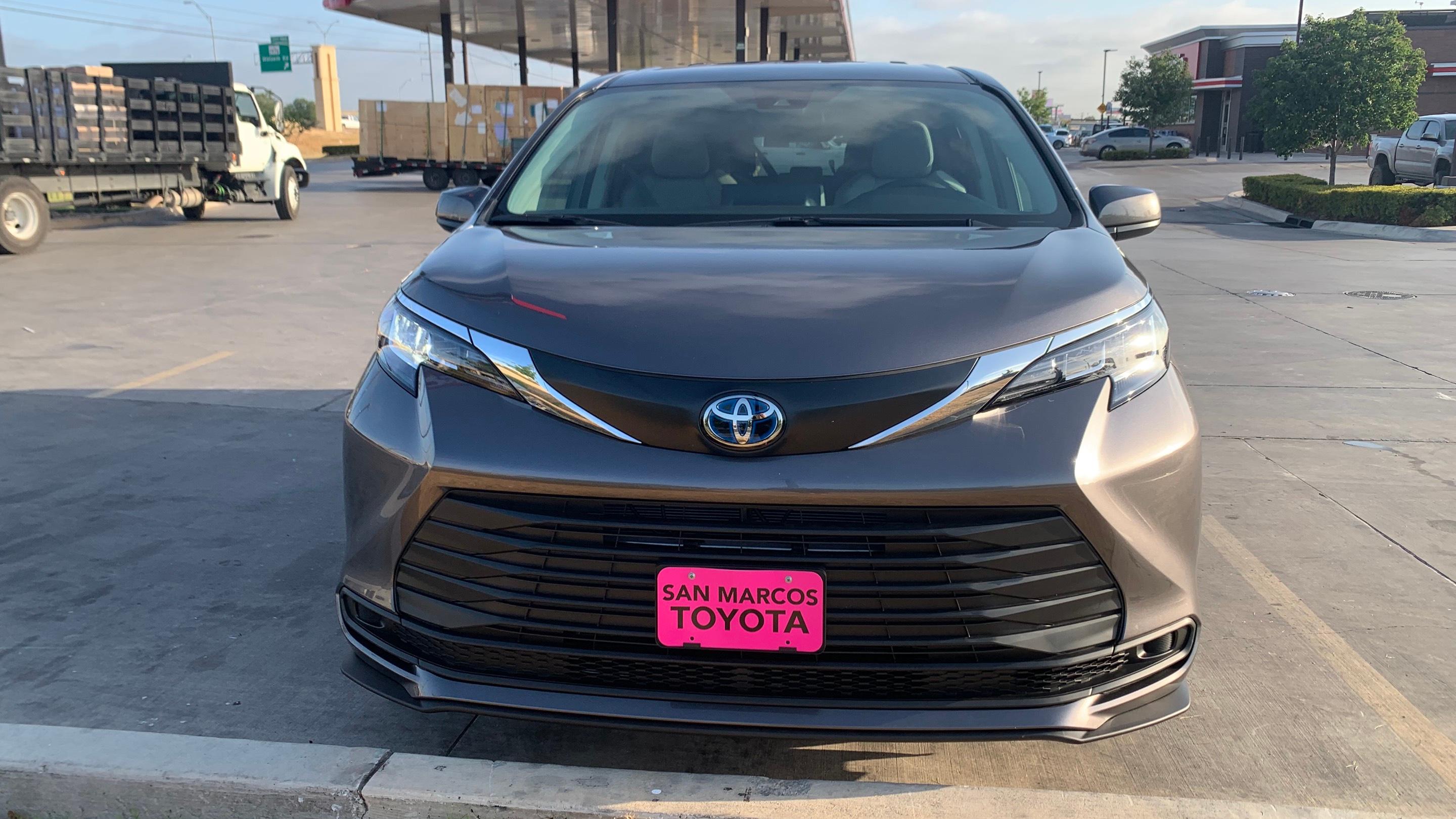 Toyota Sienna 2023 in 