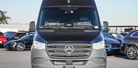 Mercedes-Benz Sprinter 2024