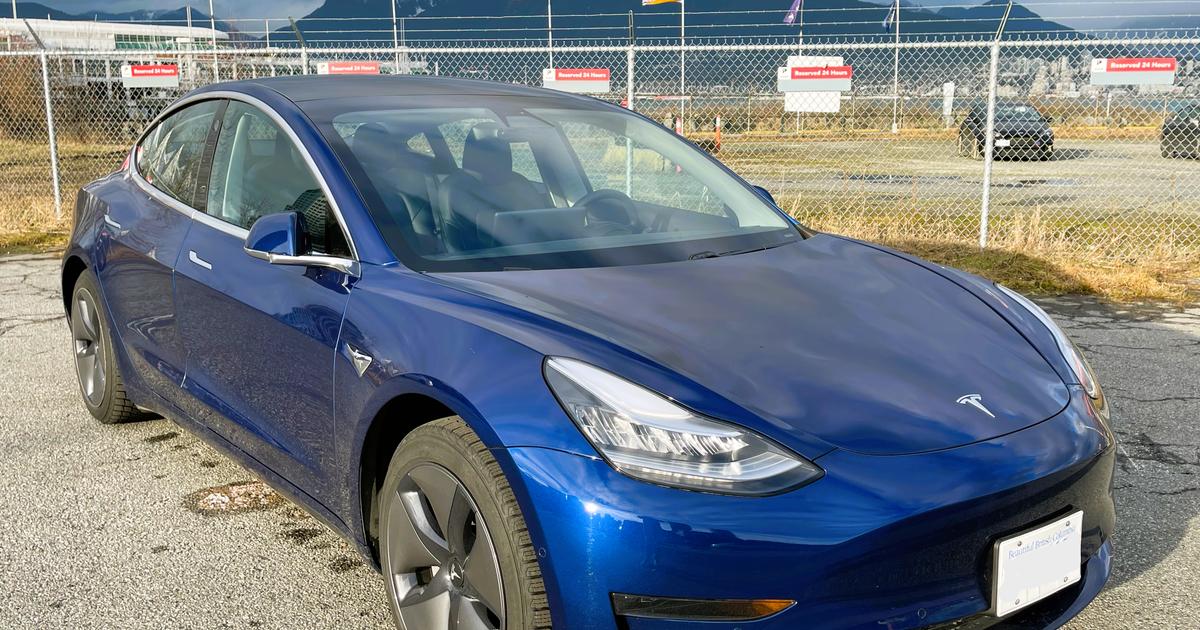 2020 Tesla Model 3 in Vancouver