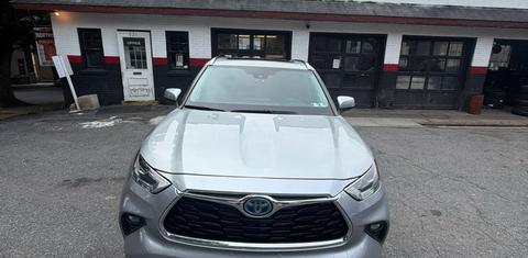 Toyota Highlander Hybrid 2020