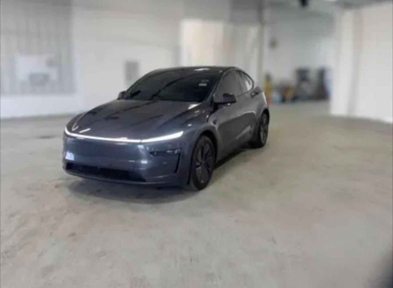 Tesla Model Y 2026 in Birmingham, AL