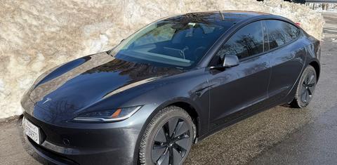 Tesla Model 3 2025