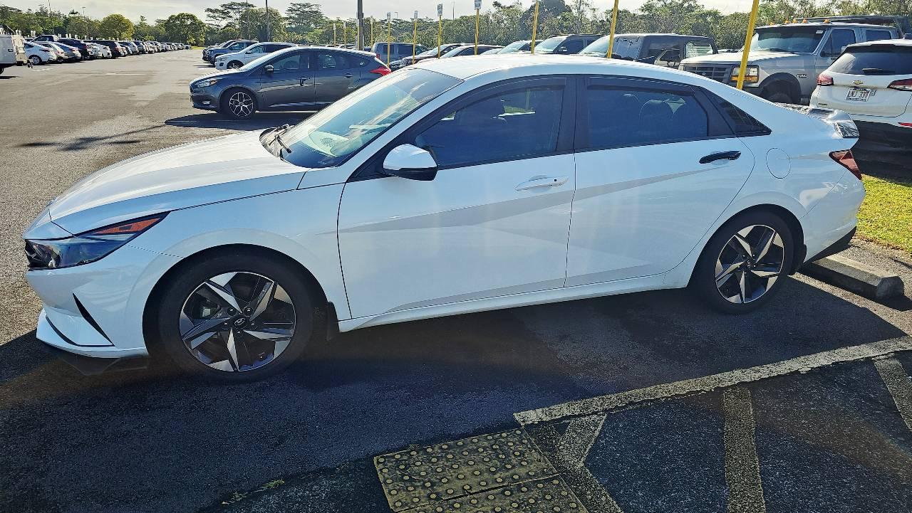Hyundai Elantra 2023 in 
