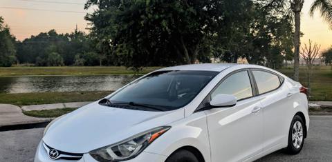 Hyundai Elantra 2016
