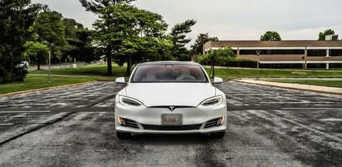 Tesla Model S 2017