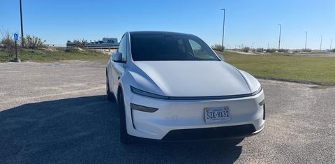 Tesla Model Y 2026