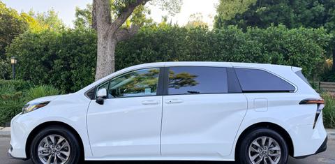 Toyota Sienna 2023