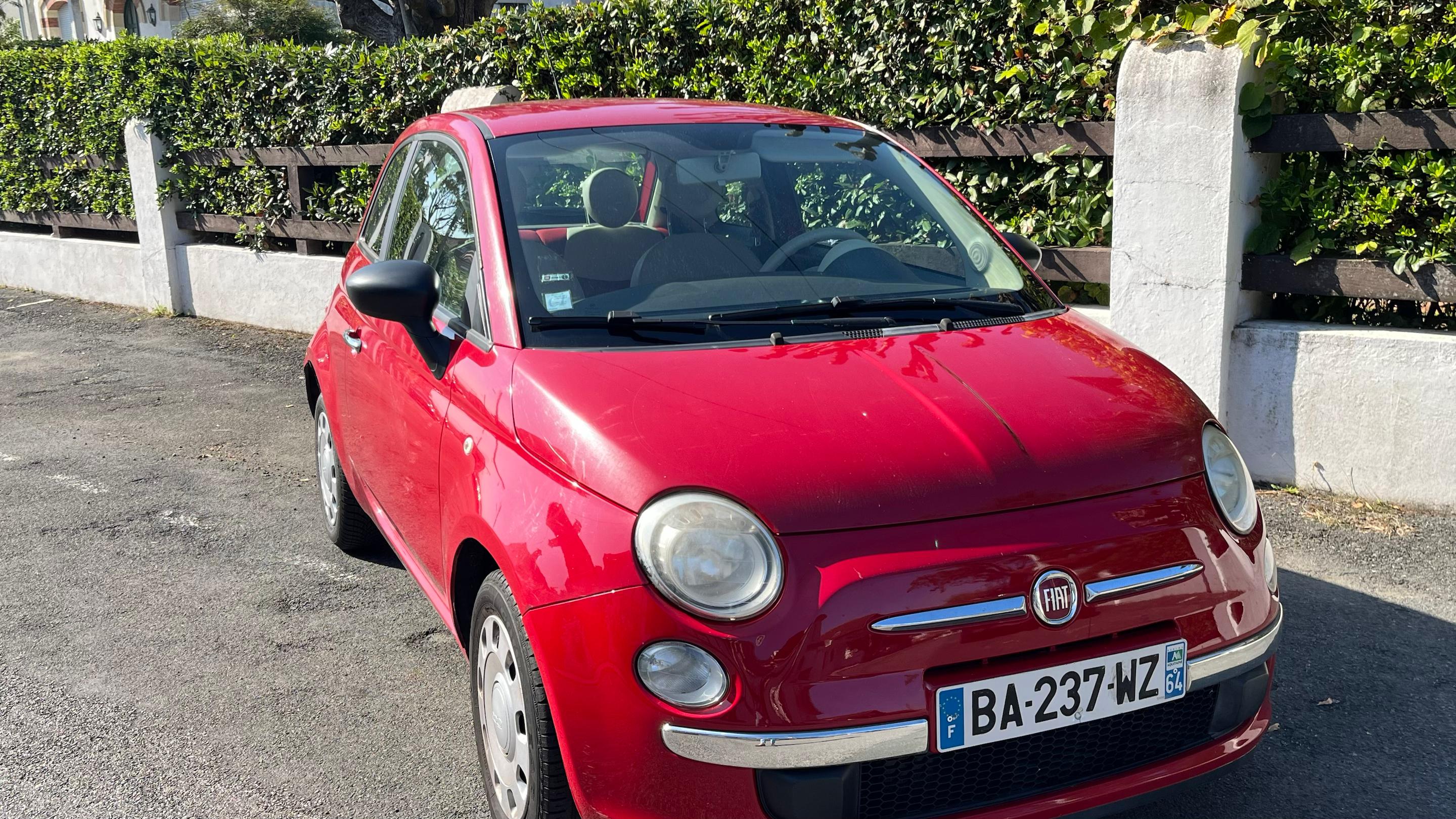 FIAT 500 2010 à Saint-Jean-de-Luz