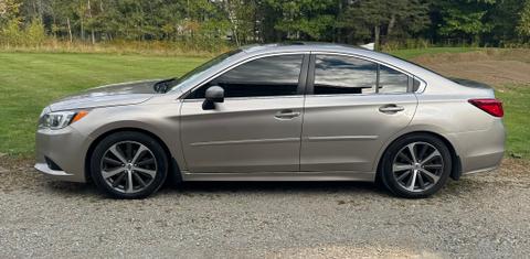 Subaru Legacy 2016