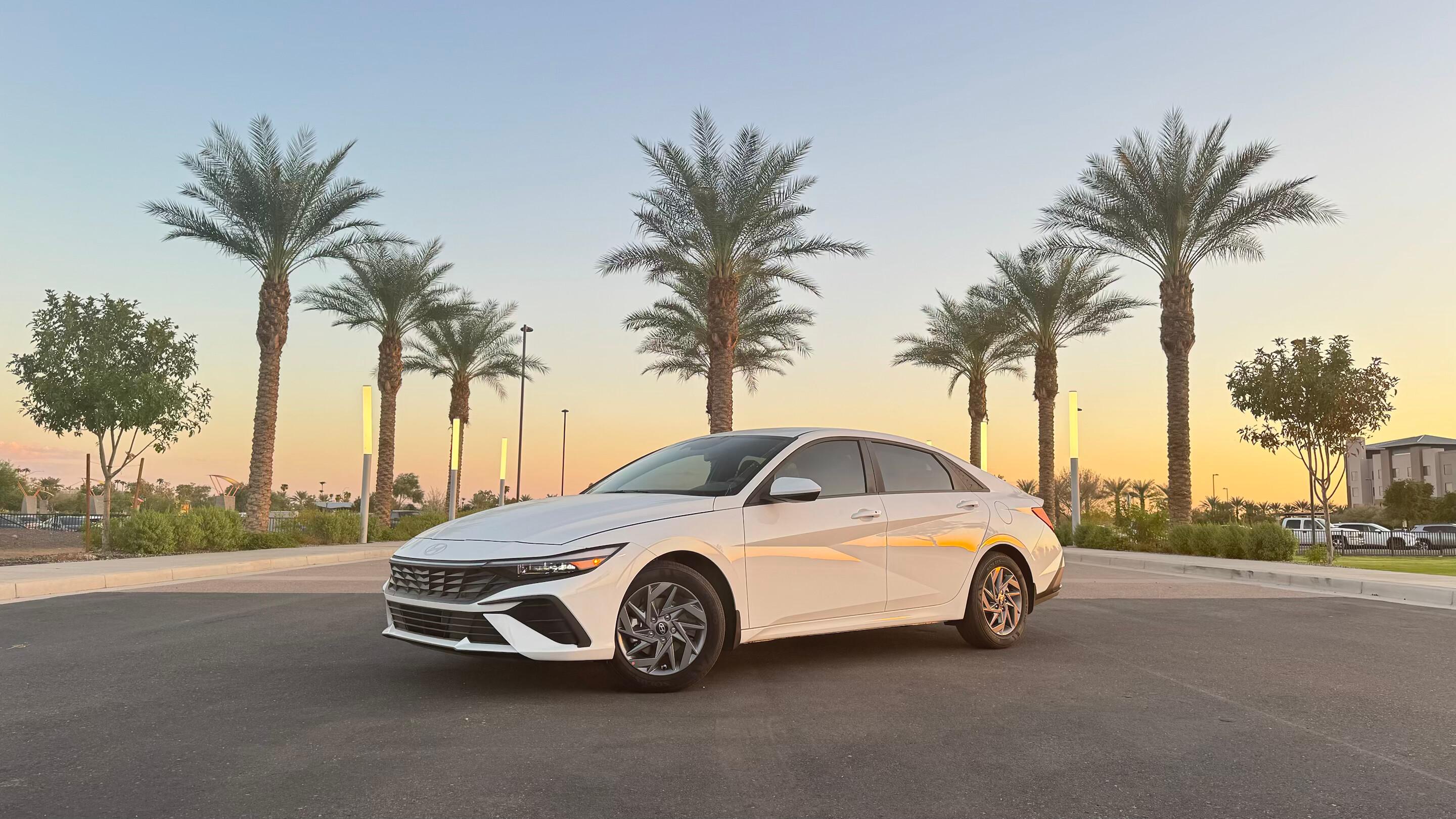 Hyundai Elantra 2024 in Phoenix, AZ