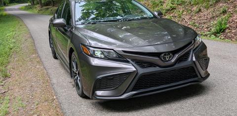 Toyota Camry 2021