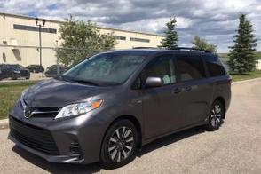 Toyota Sienna car