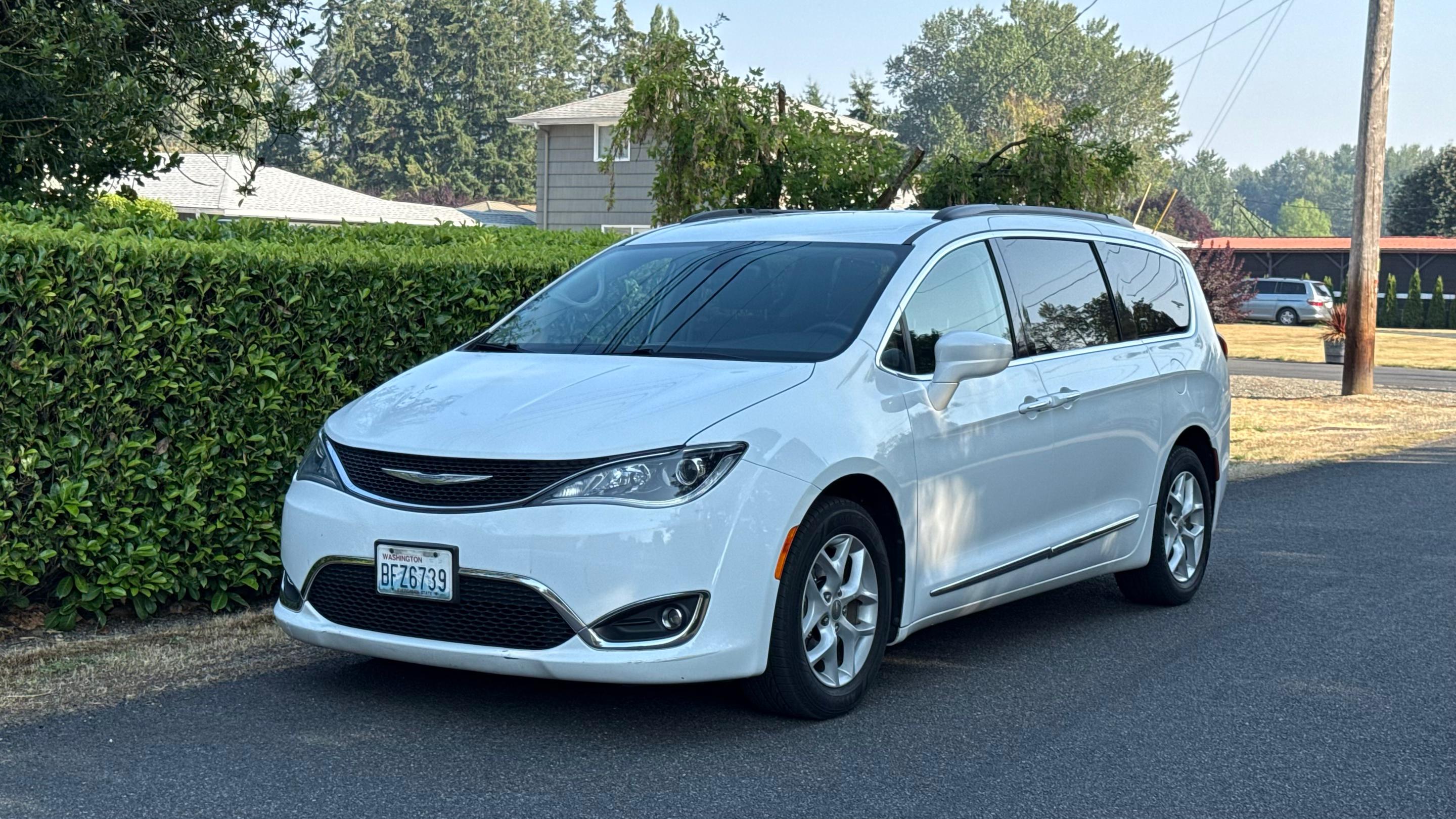 Chrysler Pacifica 2017 in Federal Way, WA