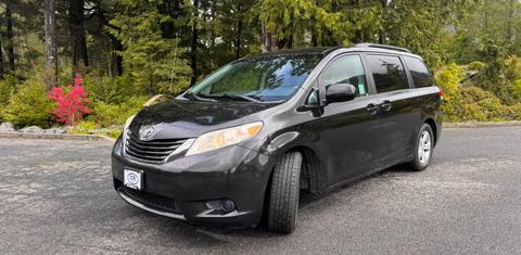 Toyota Sienna 2014