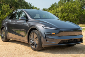 Tesla Model Y 2026 in San Bruno