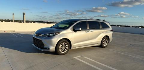 Toyota Sienna 2024