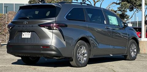 Toyota Sienna 2026