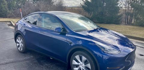 Tesla Model Y 2023