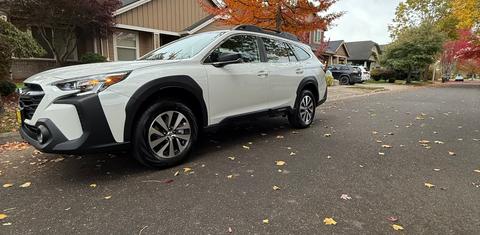 Subaru Outback 2025