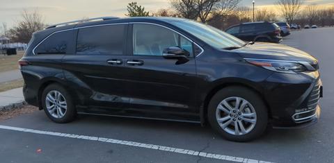 Toyota Sienna 2023