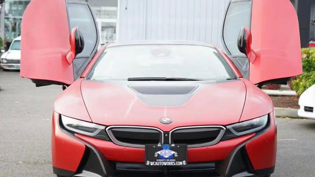 BMW i8 2014 in Los Angeles, CA