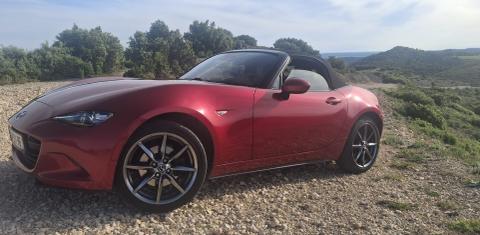 Mazda MX-5 2015