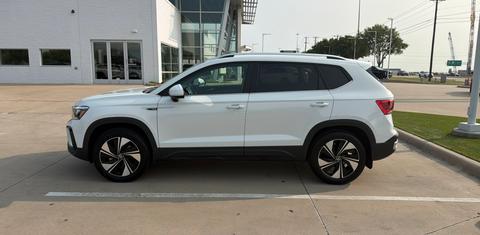 Volkswagen Taos 2024
