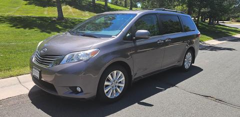 Toyota Sienna 2015