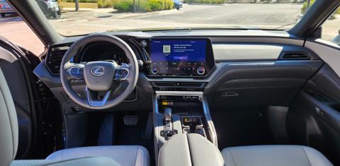 Lexus TX 2026
