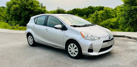 Toyota Prius c 2013