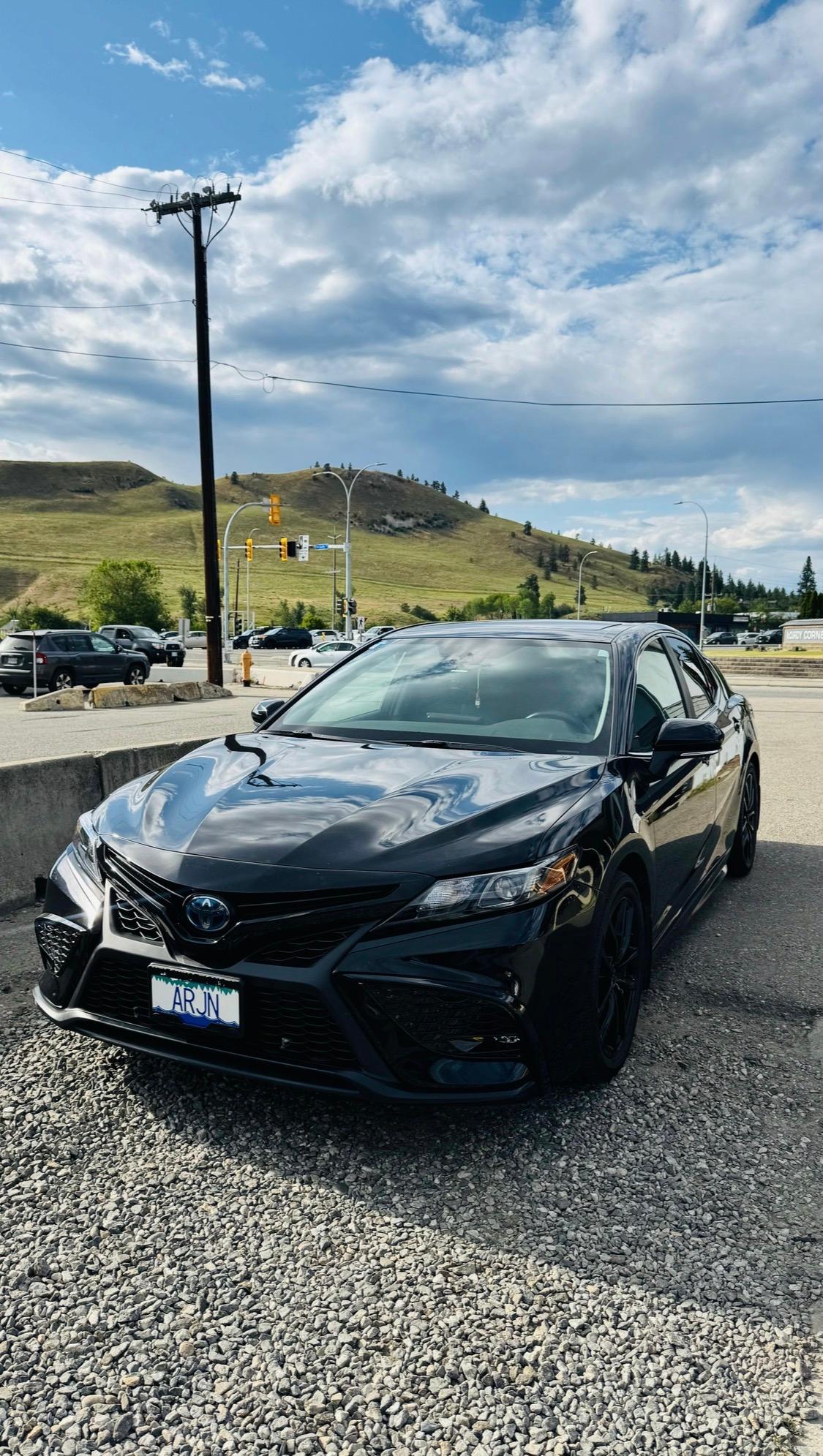 Toyota Camry Hybrid 2023 in Kelowna, BC