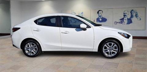 Toyota Yaris iA 2017