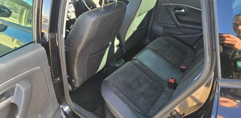 Volkswagen POLO 2015