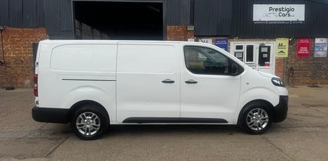 Vauxhall Vivaro 2020