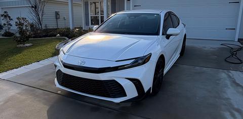 Toyota Camry Hybrid 2025