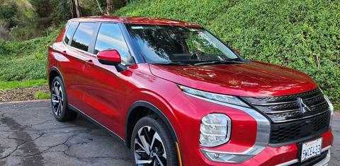 Mitsubishi Outlander 2024