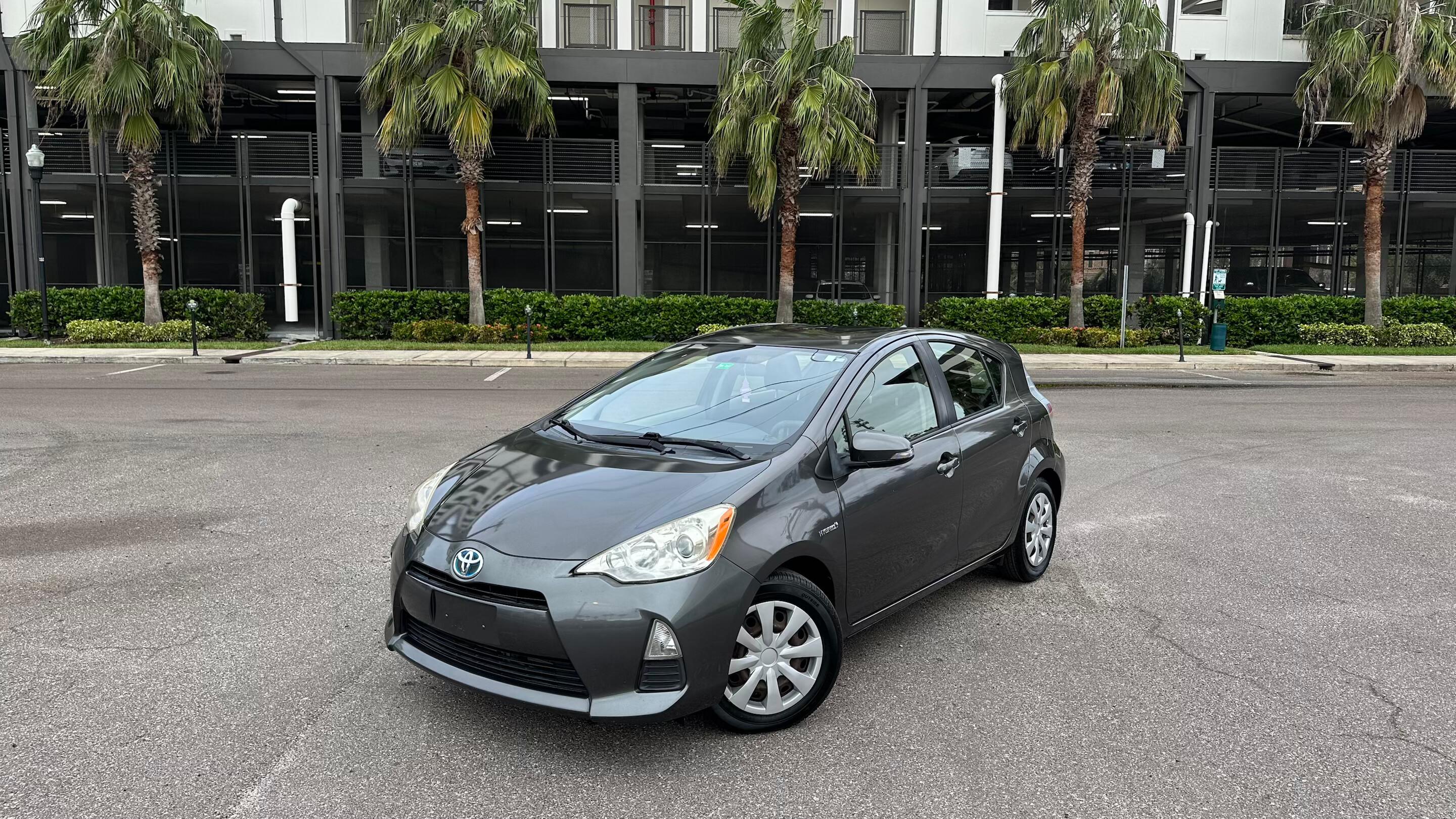Toyota Prius c 2012 in 